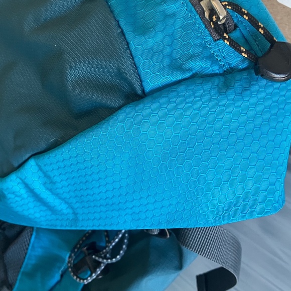 Deuter Hiking Backpack, 22L, Blue - Picture 10 of 10